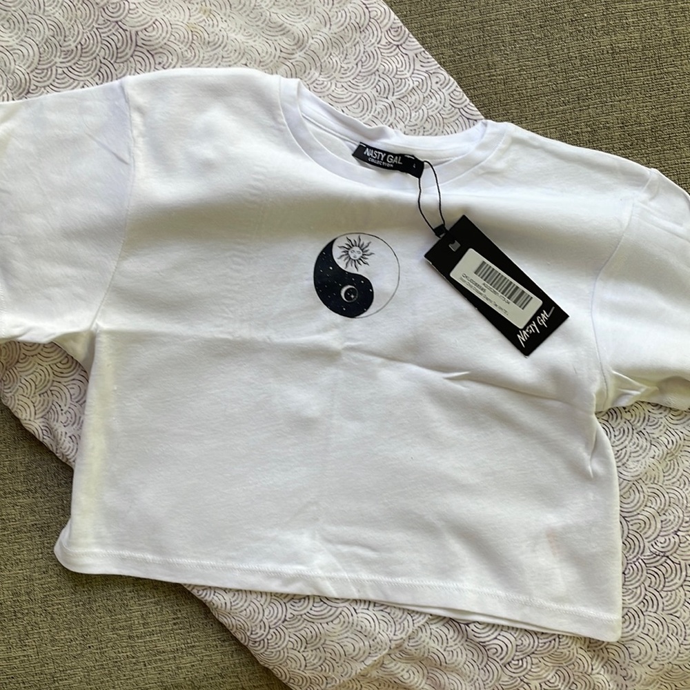 NWT Nasty Gal Cropped Tee